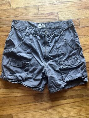 Woolrich Men's Cargo Shorts in Charcoal Gray Size 34